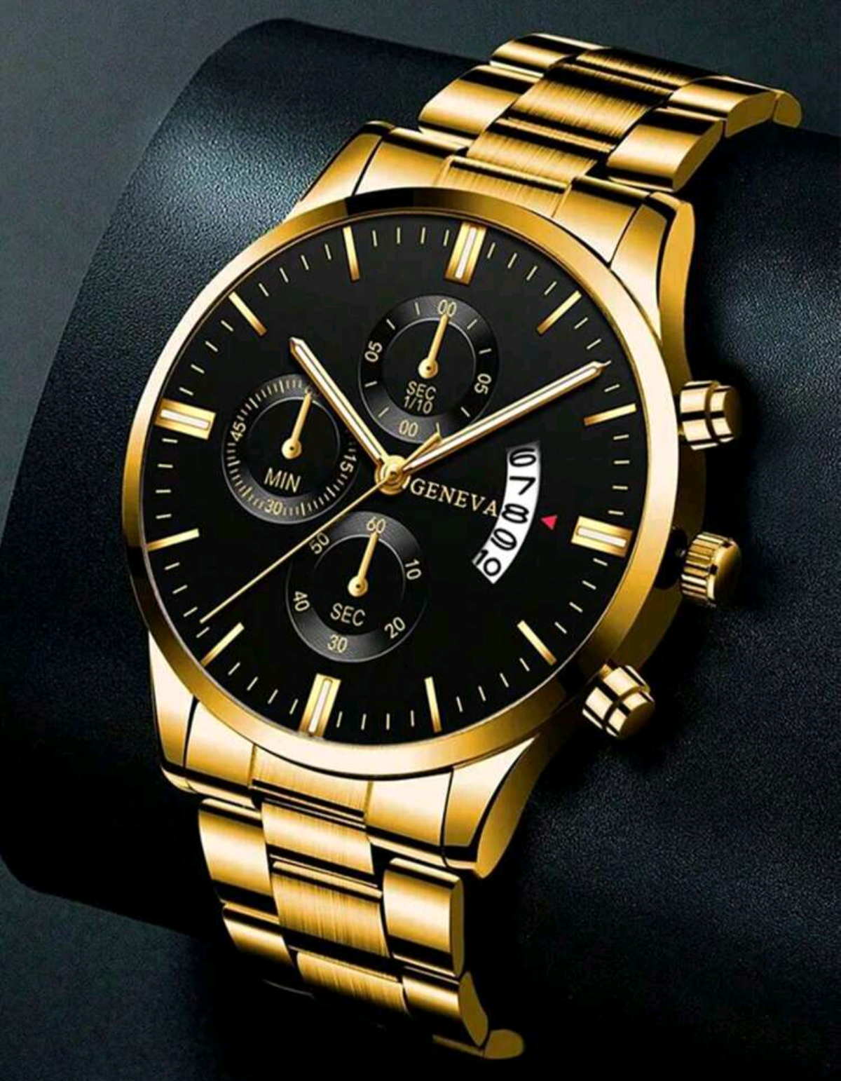 Combo reloj dorado + Cadena Espada +Pulsera + Anillo gratis
