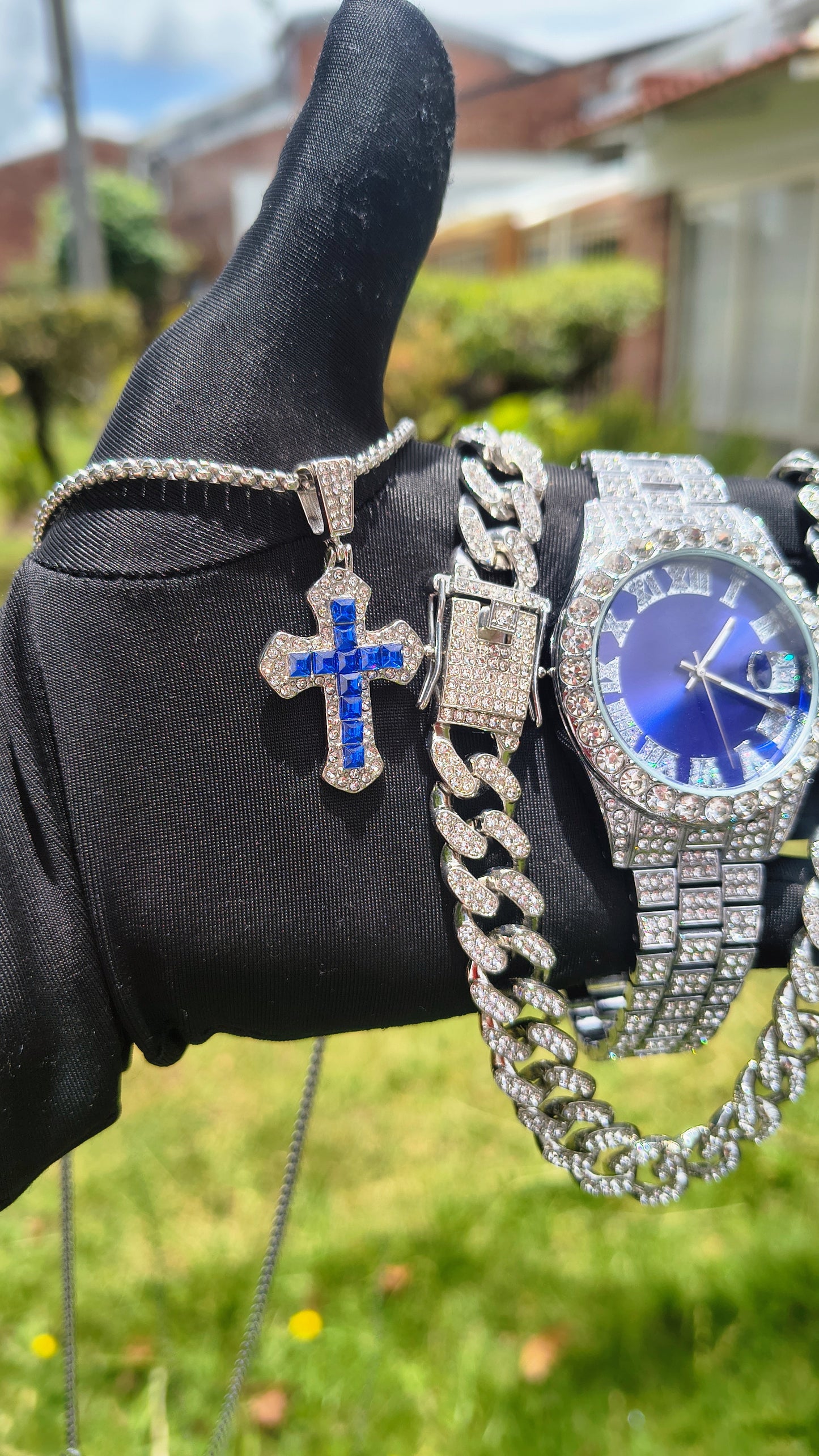 Reloj Plateado Azul + Cadena Cubana + Pulsera Cubana + Dije Cruz Gratis