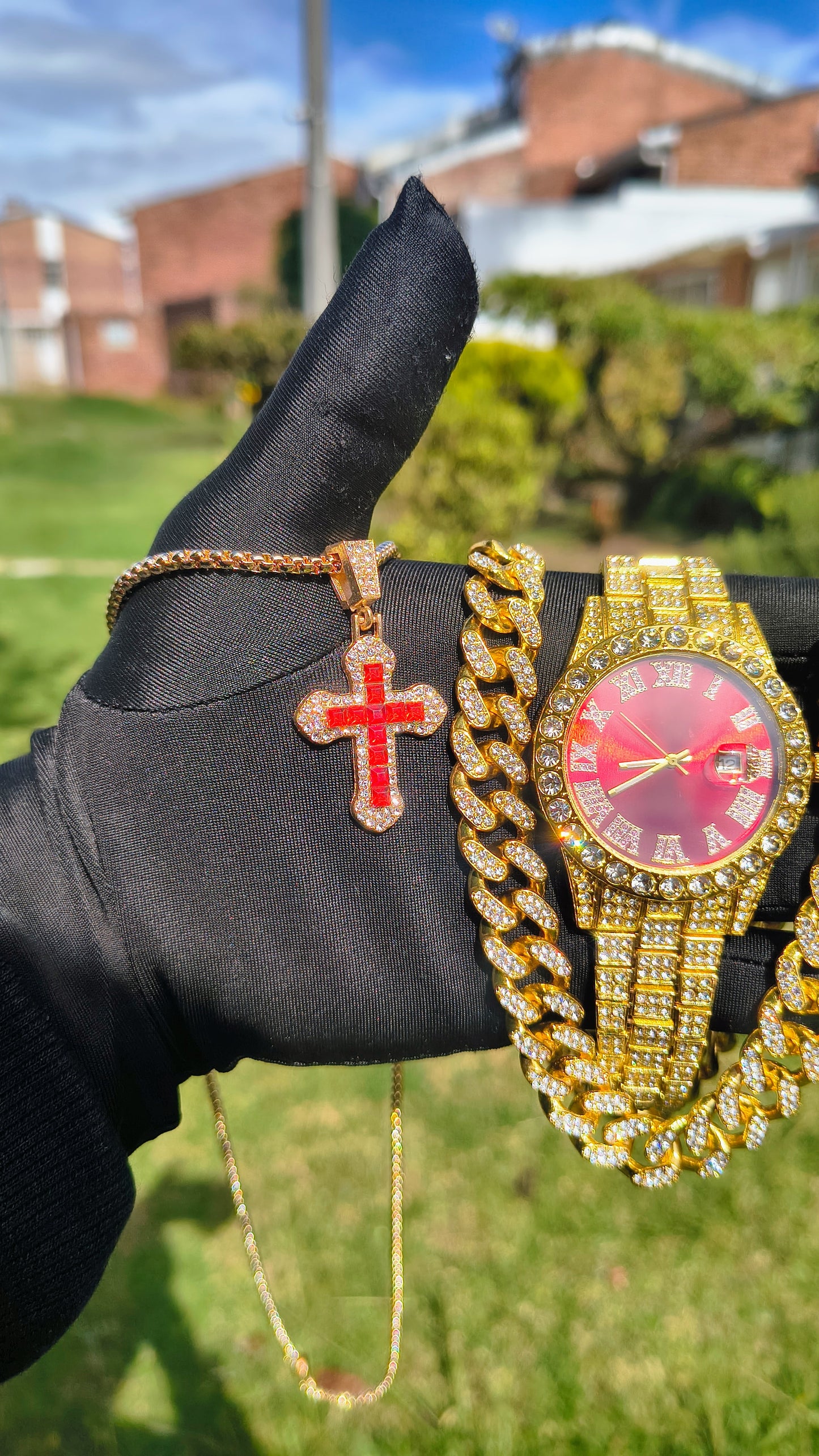 Reloj Dorado Rojo + Cadena Cubana + Dije Cruz