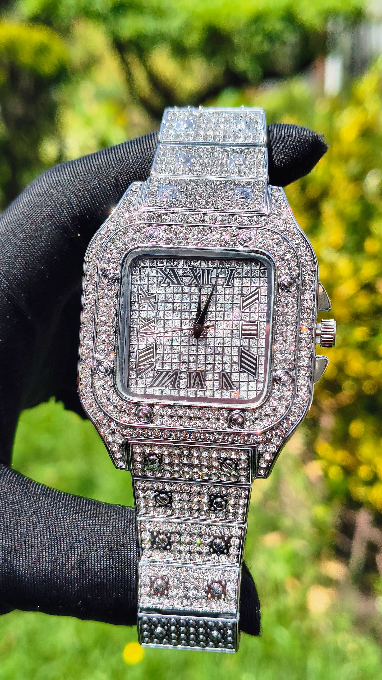 Reloj Plateado Cuadrado