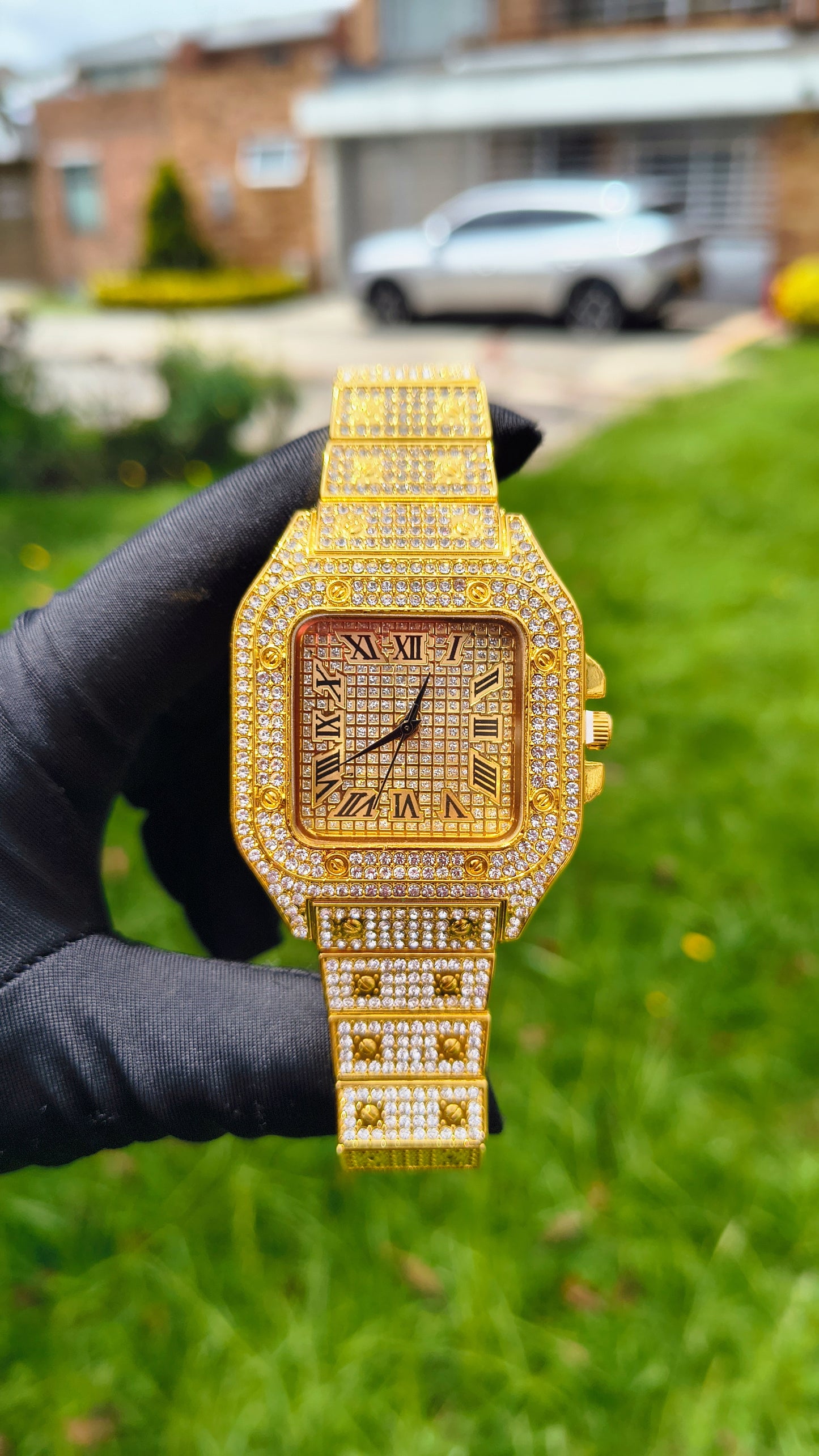 Reloj Dorado Cuadrado