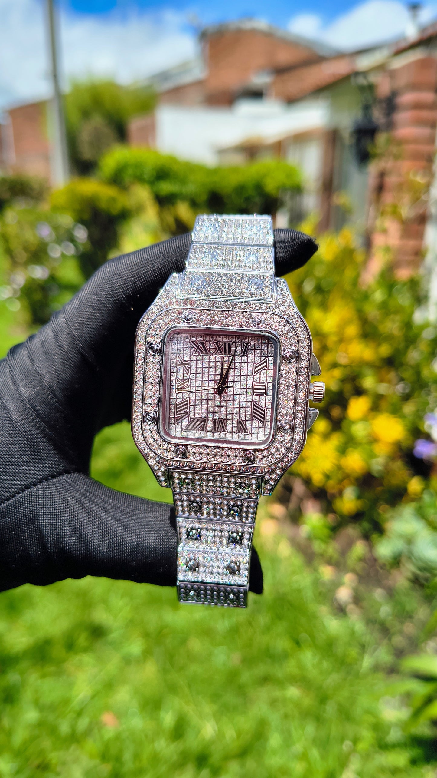 Reloj Plateado Cuadrado