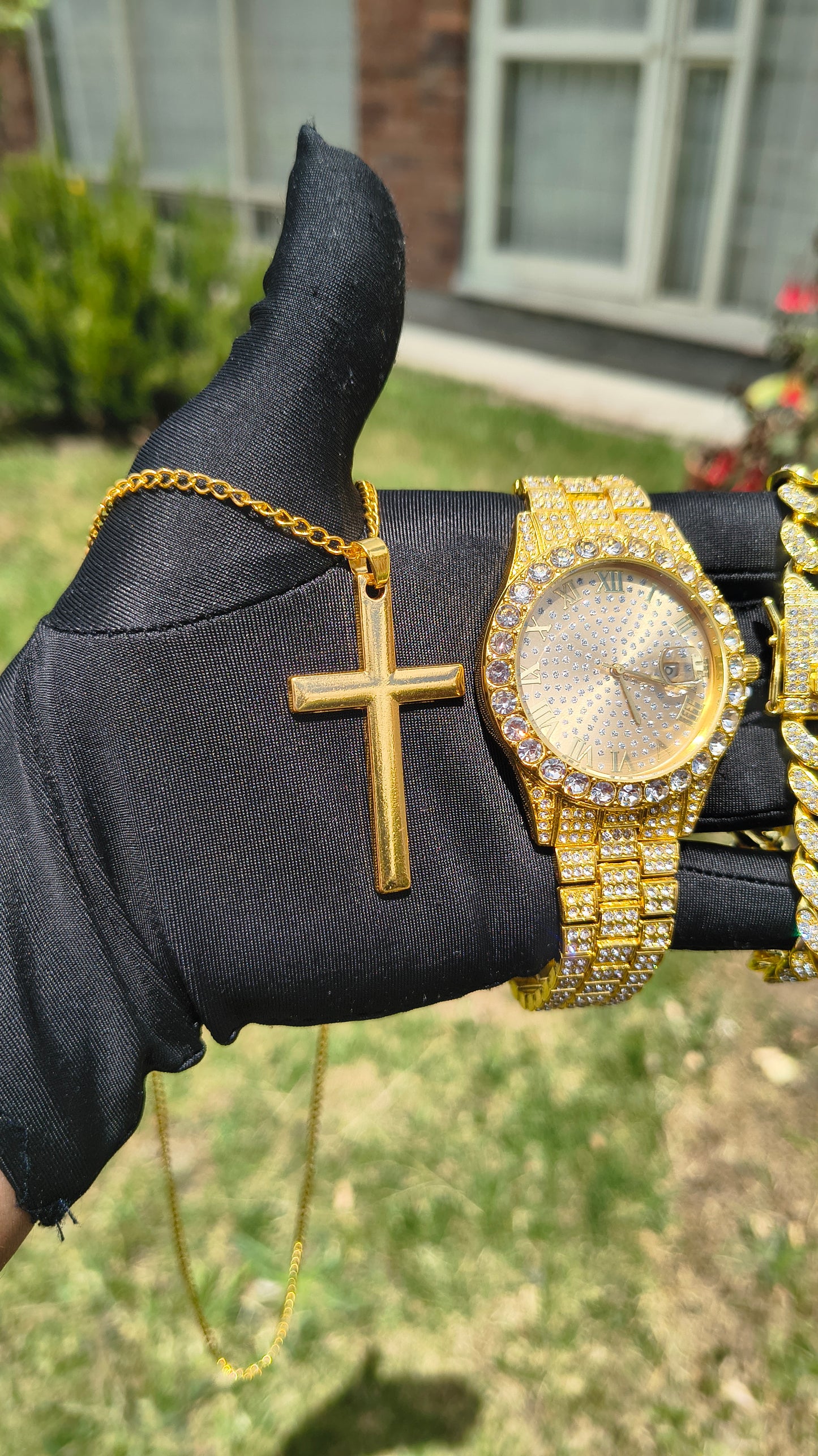 Reloj Dorado + Pulsera Cubana+ Collar Cruz