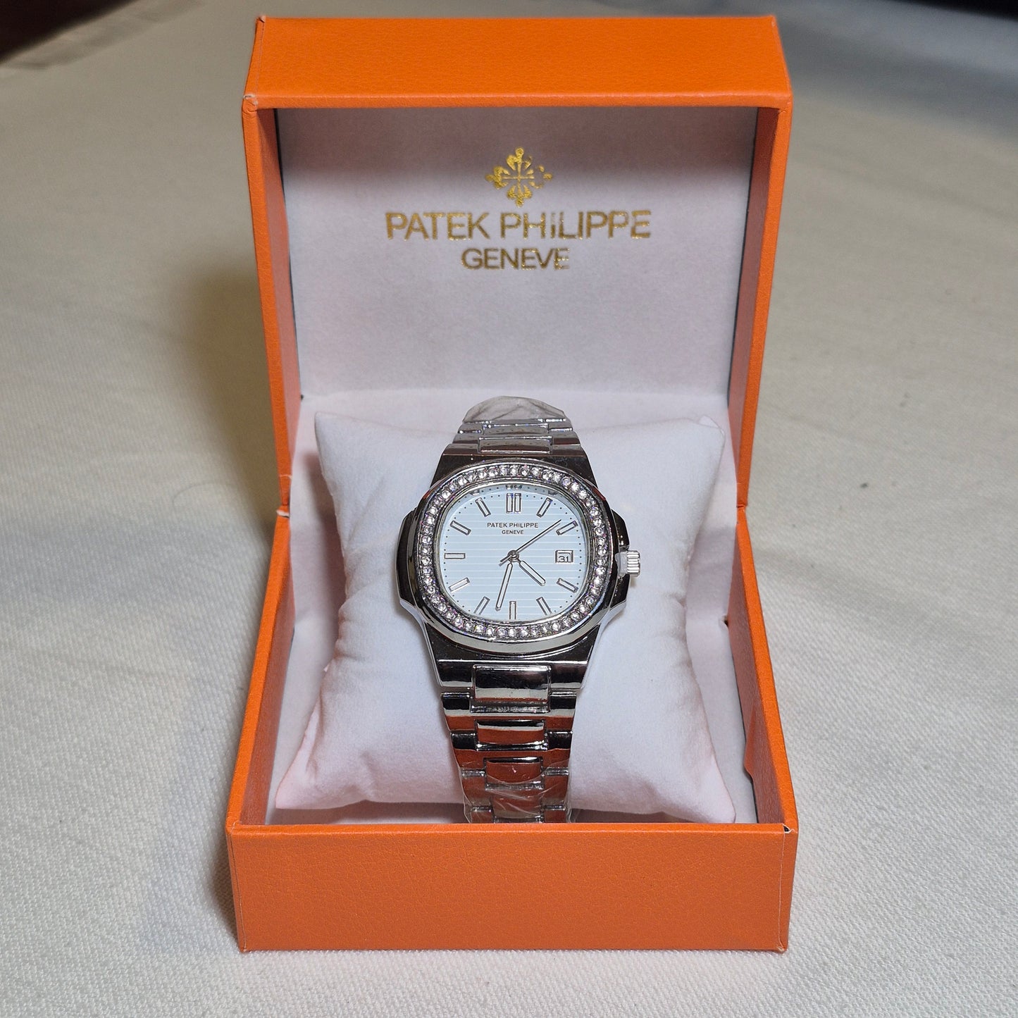 Patek Philippe Nautilus Cara Blanca Zirconias