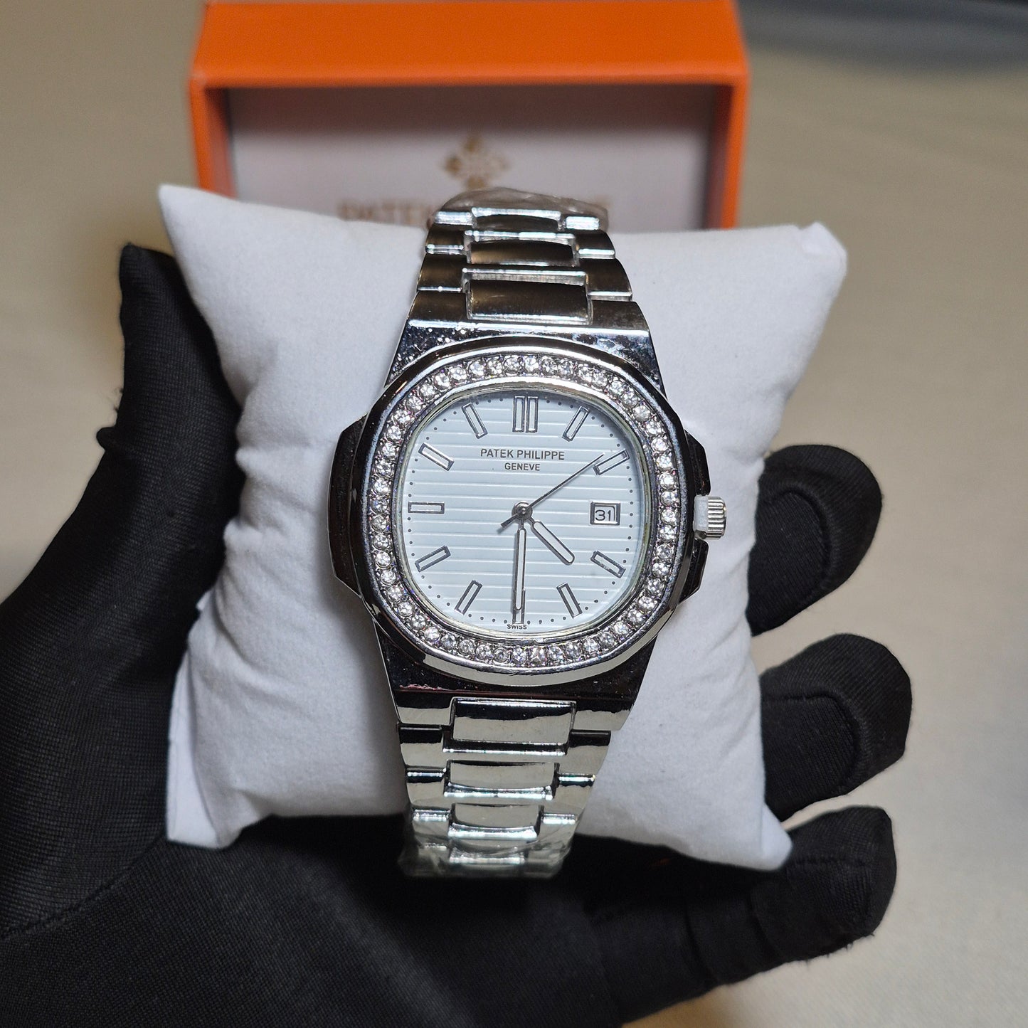 Patek Philippe Nautilus Cara Blanca Zirconias