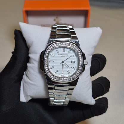 Patek Philippe Nautilus Cara Blanca Zirconias