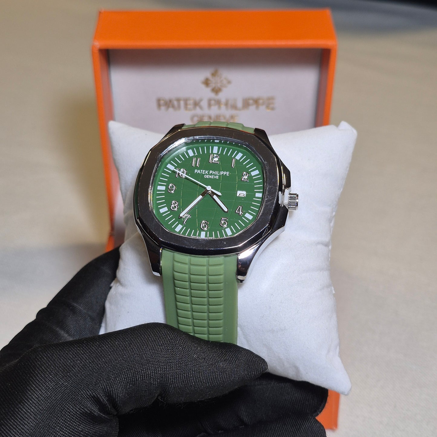 Patek Philippe Aquanaut Cara Verde Oliva