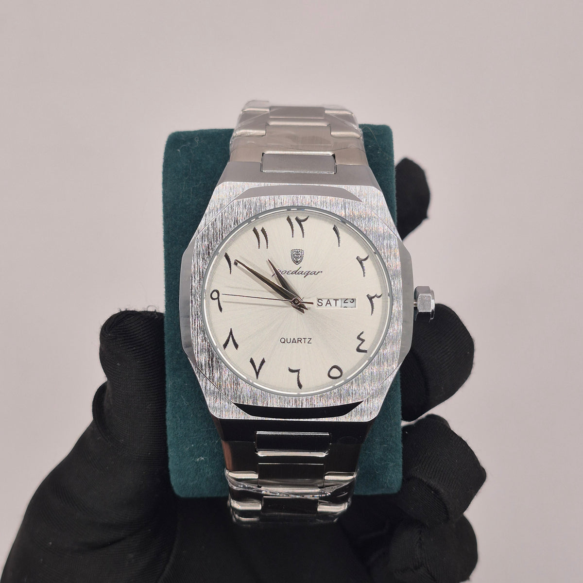 Reloj Poedagar Full Silver Números Arábicos