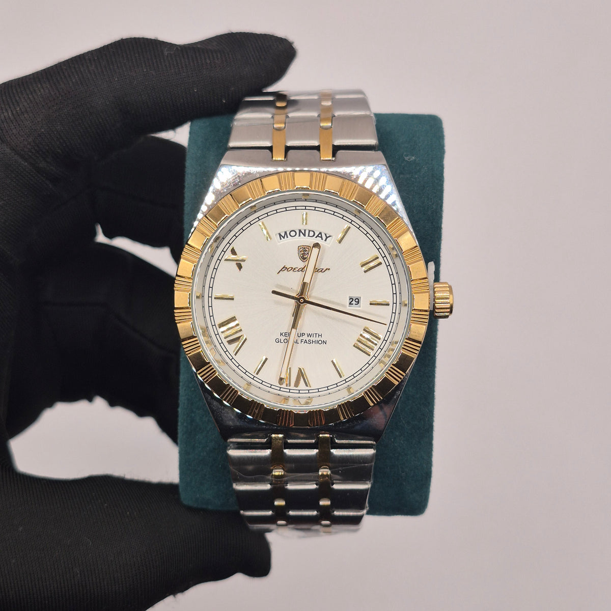 Reloj Poedagar Day-Date Two Tone Dial Blanco