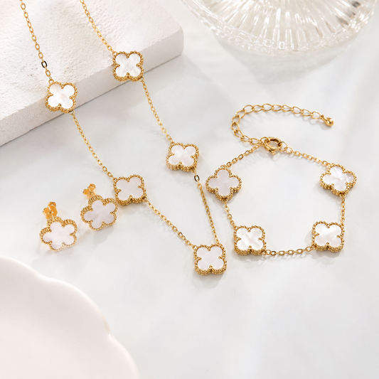 Set Cadena, Pulsera y Pendientes Trebol Blanco