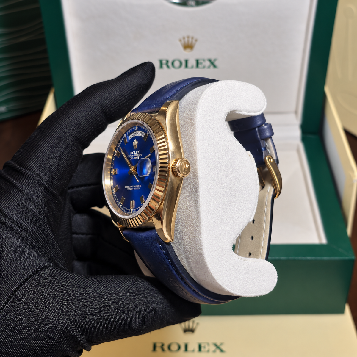 Rolex Day-Date Bisel Estriado Cuero Azul