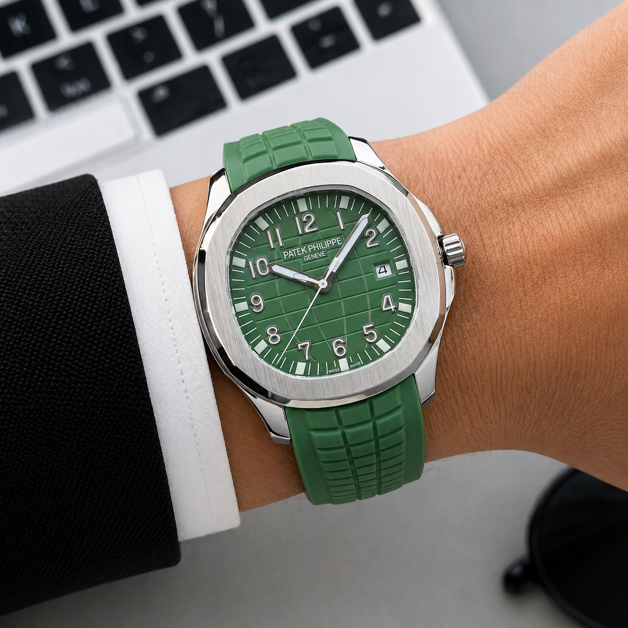 Patek Philippe Aquanaut Cara Verde Oliva