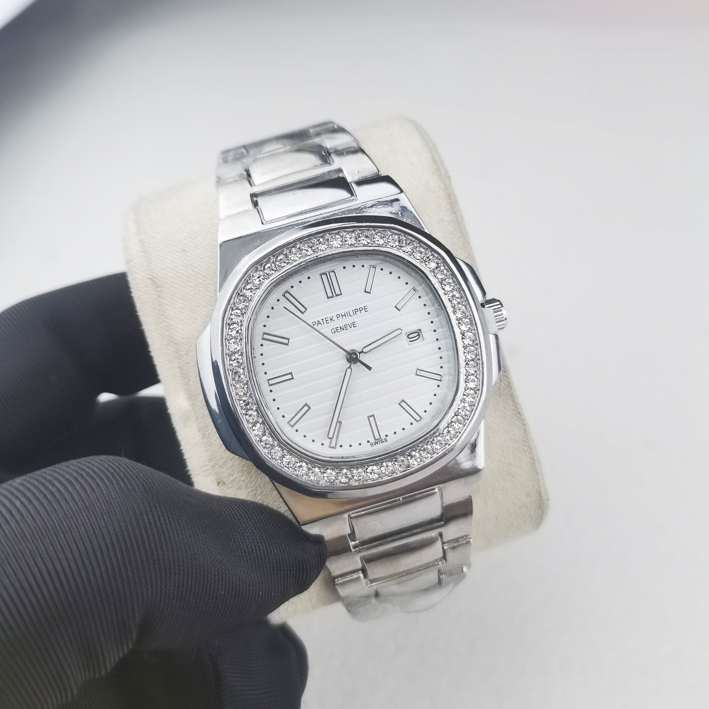 Patek Philippe Nautilus Cara Blanca Zirconias