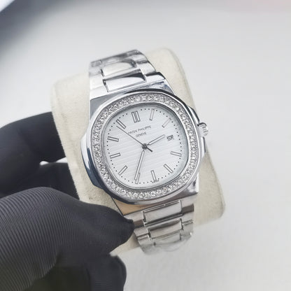 Patek Philippe Nautilus Cara Blanca Zirconias