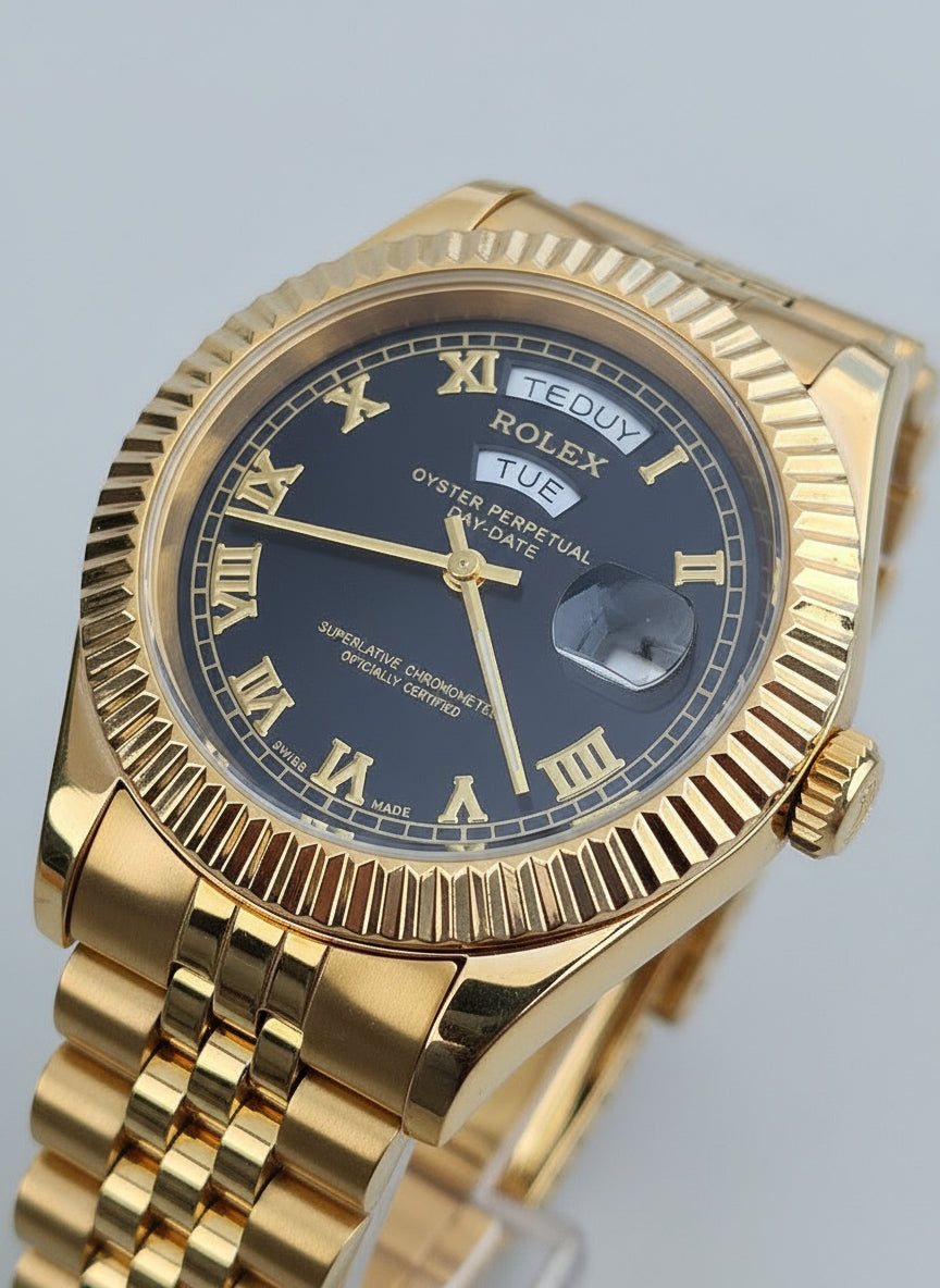 Rolex Day Date Doble Calendario Dorado-Negro