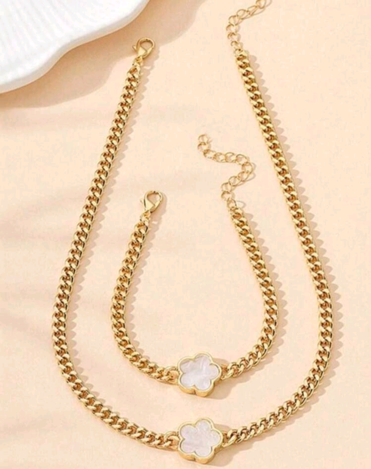 Set Cadena + Pulsera Trébol  Blanco Cinco Hojas