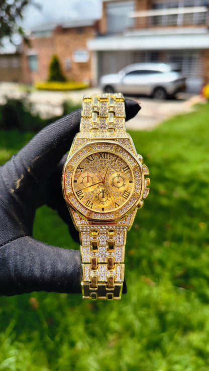 Reloj Dorado Octagonal